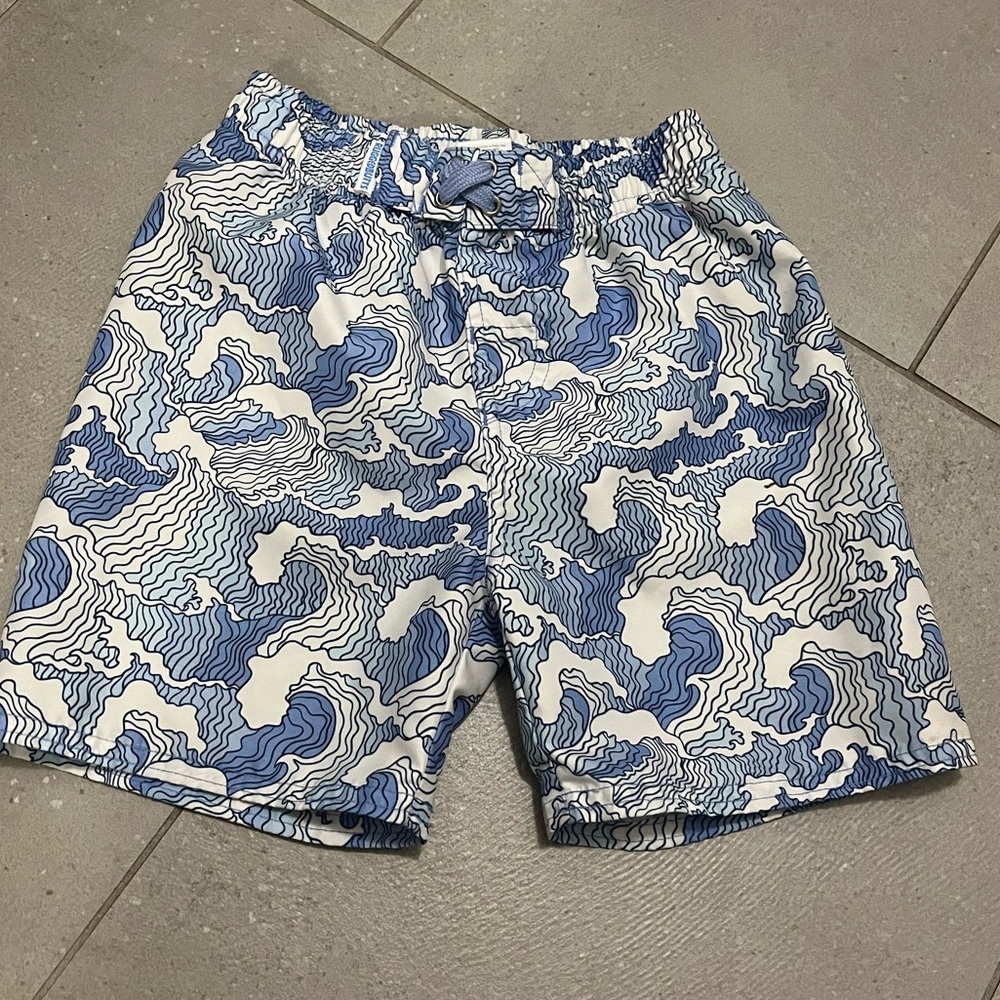 Boys ruggedbutts swim